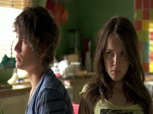Home and Away Odcinek 146