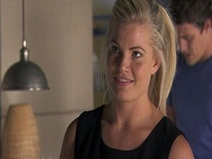 Home and Away Odcinek 201