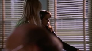 NYPD Blue Odcinek 15