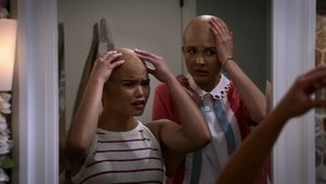 Alexa i Katie Peruki