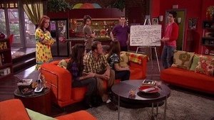 Czarodzieje z Waverly Place Czarodzieje kontra Asteroida