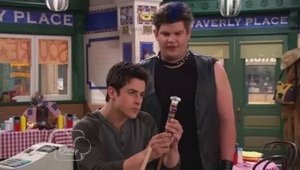 Czarodzieje z Waverly Place Znikać stąd, małe zombie