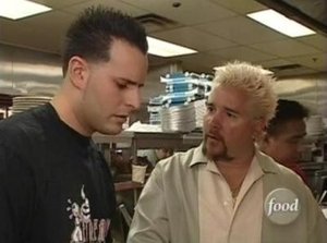 Diners, Drive-Ins and Dives Odcinek 6