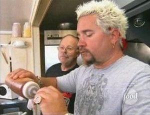 Diners, Drive-Ins and Dives Odcinek 10