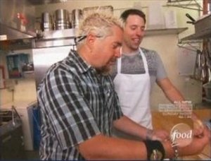 Diners, Drive-Ins and Dives Odcinek 9