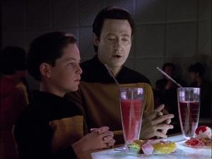 Star Trek: Następne pokolenie Kult bohatera