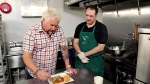 Diners, Drive-Ins and Dives Odcinek 13