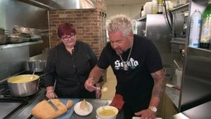 Diners, Drive-Ins and Dives Odcinek 1