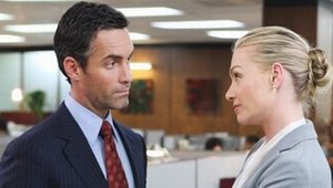 Better Off Ted Odcinek 3