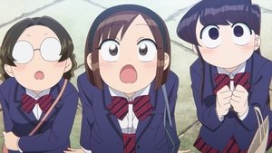Komi Can't Communicate To tylko drugi dzień szkolnej wycieczki.