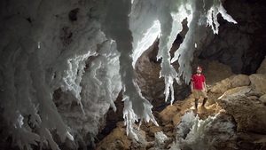 Planeta Ziemia Jaskinie