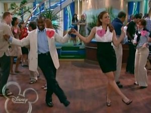 Suite Life: Nie ma to jak statek Harmonia morza