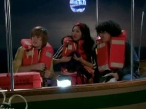Suite Life: Nie ma to jak statek Zagubieni na morzu: część 1