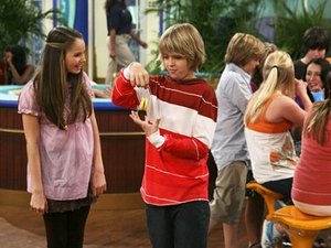 Suite Life: Nie ma to jak statek Konkurs Jo-Jo