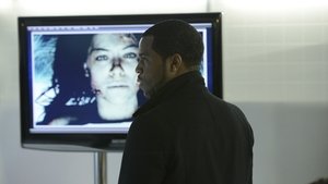 Orphan Black Gęsto porośnięty brzeg
