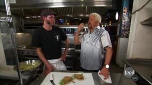 Diners, Drive-Ins and Dives Odcinek 9