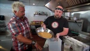 Diners, Drive-Ins and Dives Odcinek 1